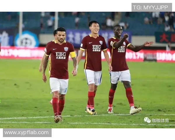 建业与武汉激战正酣比赛结果揭晓引发球迷热议